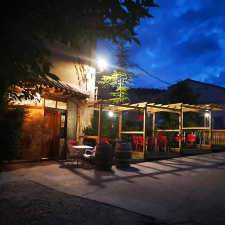 Hospedaje Rural Casa Parri Поведа-де-ла-Сьерра Экстерьер фото