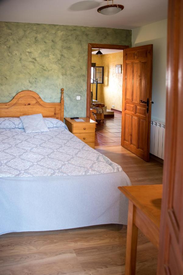 Hospedaje Rural Casa Parri Поведа-де-ла-Сьерра Экстерьер фото