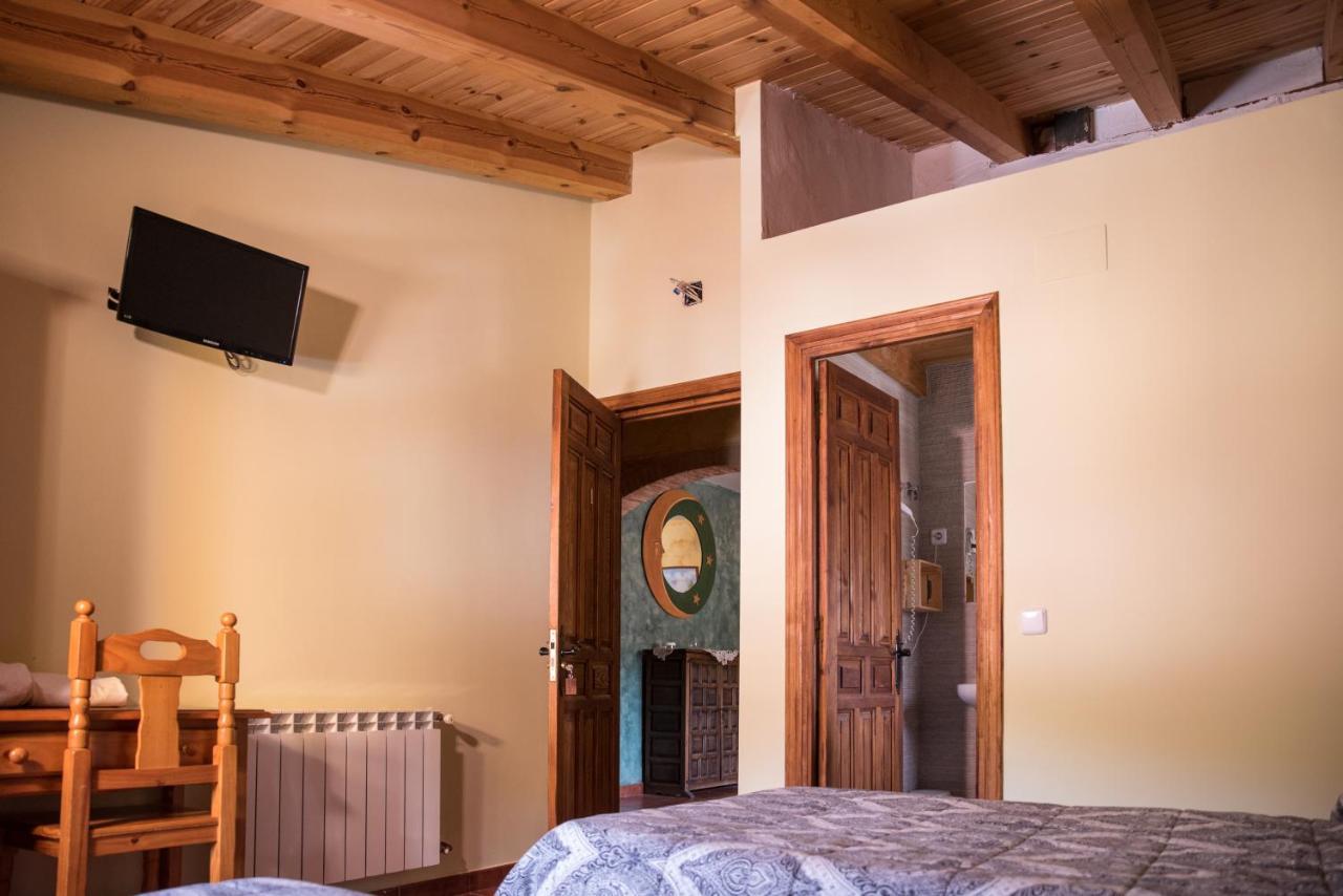 Hospedaje Rural Casa Parri Поведа-де-ла-Сьерра Экстерьер фото