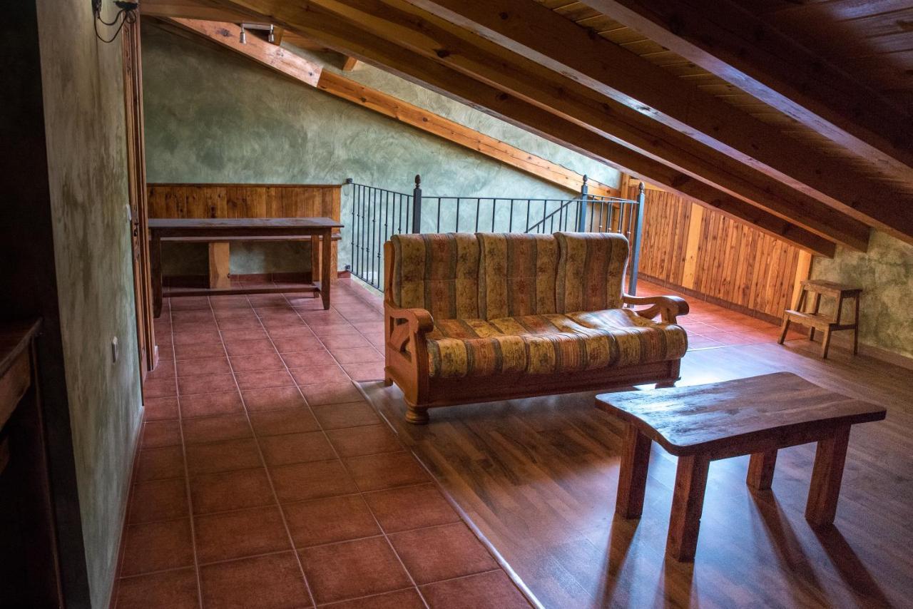 Hospedaje Rural Casa Parri Поведа-де-ла-Сьерра Экстерьер фото